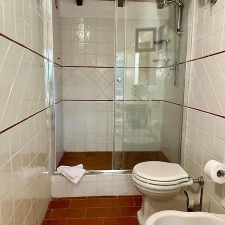 Vakantiehuis Historic Overlooking Trasimeno *