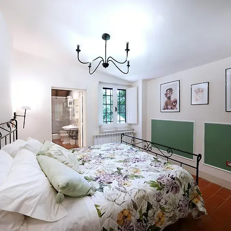 Historic Overlooking Trasimeno *